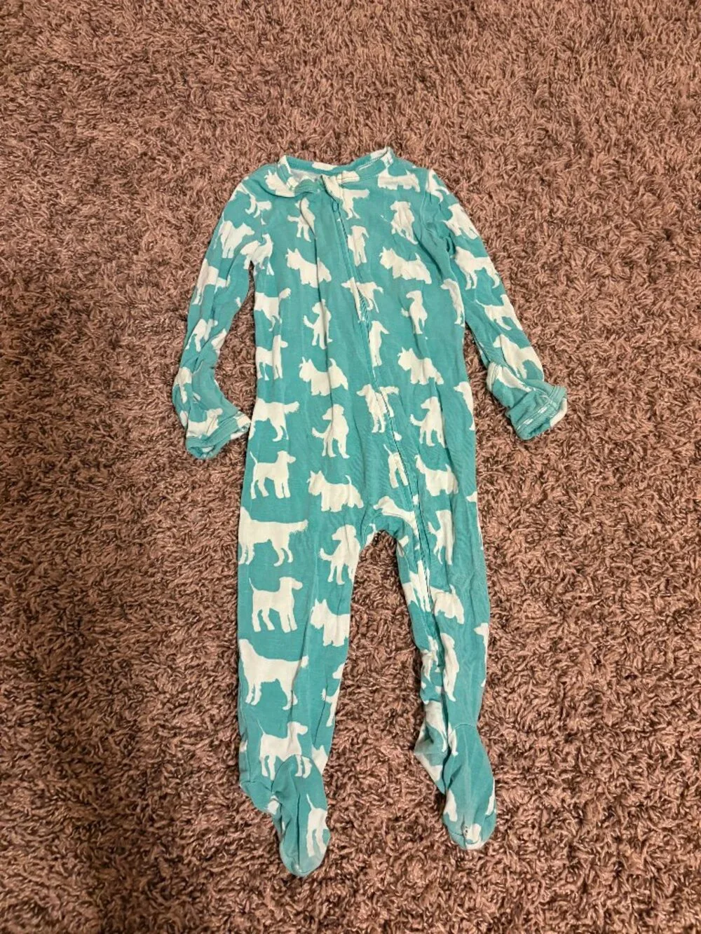 Kate Quinn Dog Print Sleeper 6-9 Month Zip Front Footed Long Sleeve Green Bamboo